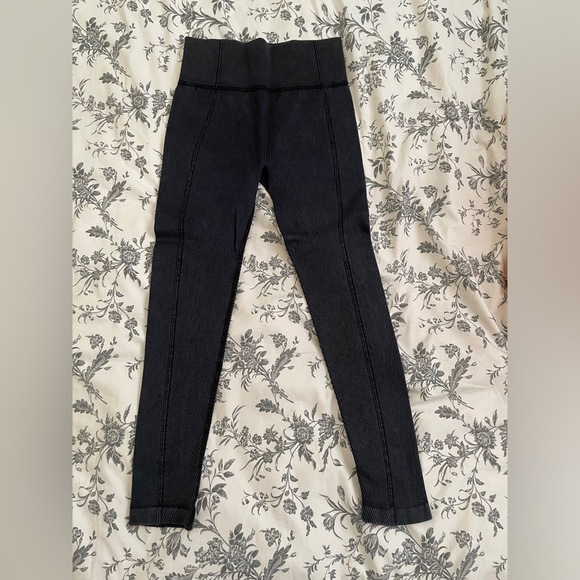 New Ardene 3pc Move Athletic Set - Picture 6 of 15